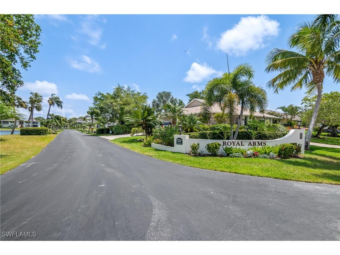 105 Georgetown Boulevard #105 Naples FL 34112 225077506 image23