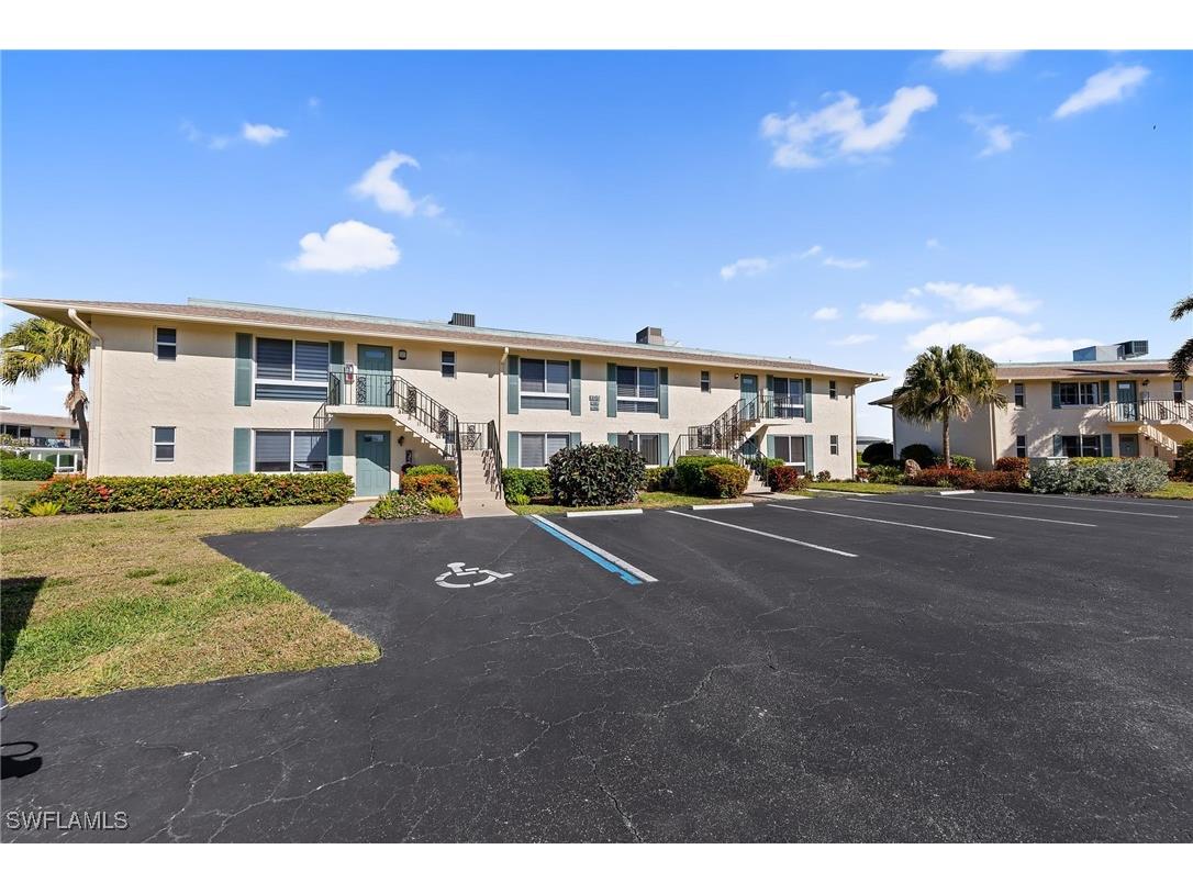 105 Harrison Road #2 Naples FL 34112 226003462 image2