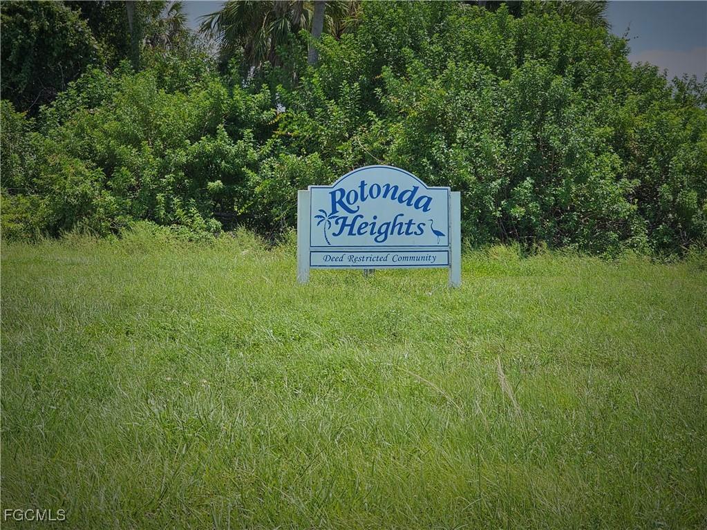 105 Island Court Rotonda West FL 33947 2026004917 image4