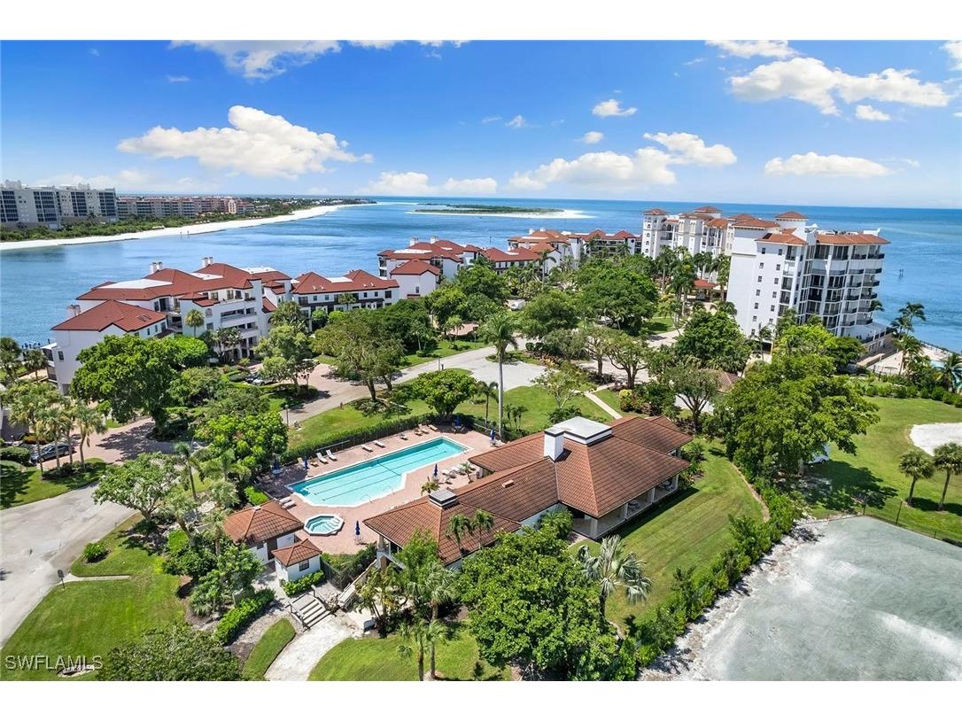 105 La Peninsula Boulevard #105 Naples FL 34113 225074305 image42