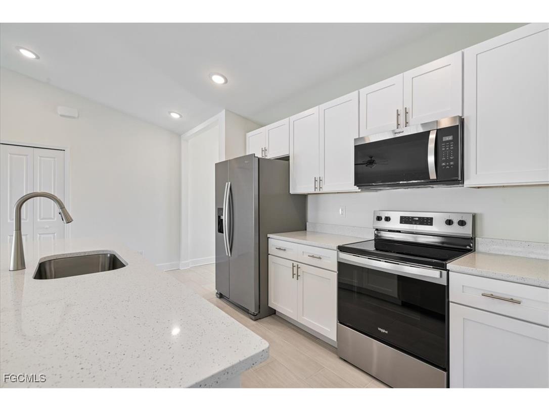 105 NW 14th Street Cape Coral FL 33993 2025018653 image10