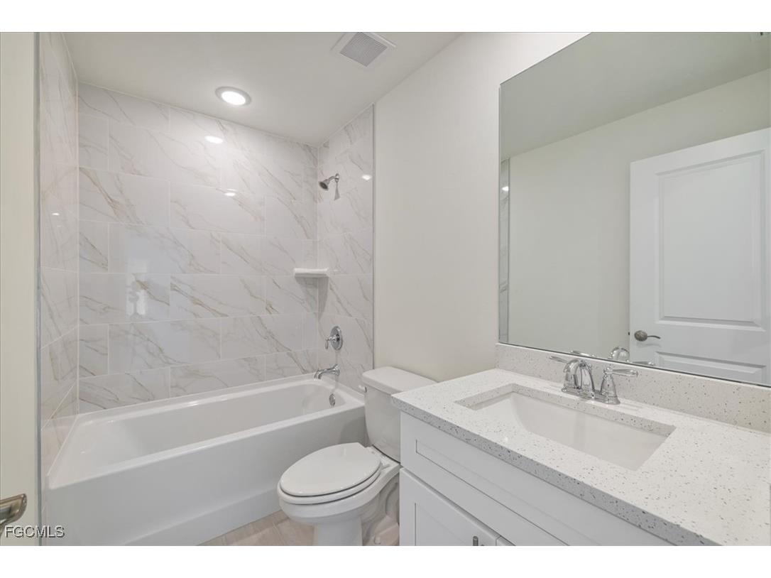 105 NW 14th Street Cape Coral FL 33993 2025018653 image20