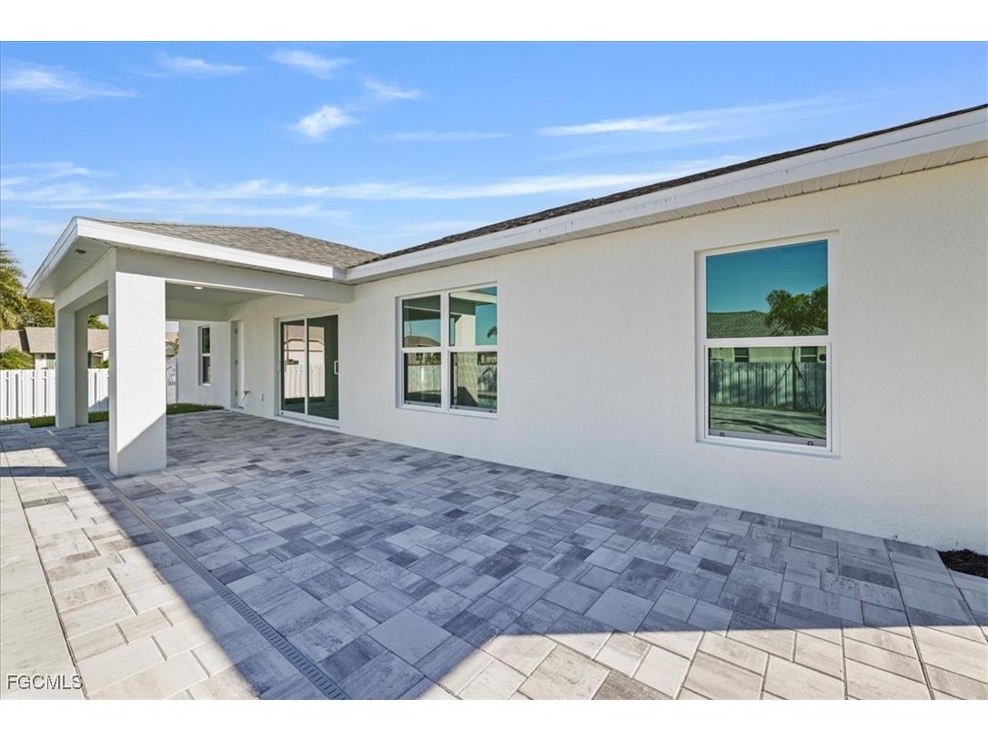 105 NW 14th Street Cape Coral FL 33993 2025018653 image31
