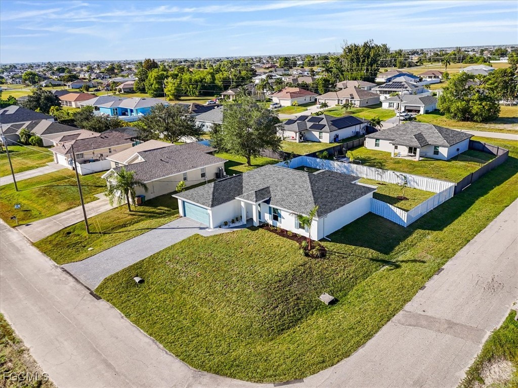 105 NW 14th Street Cape Coral FL 33993 2025018653 image33