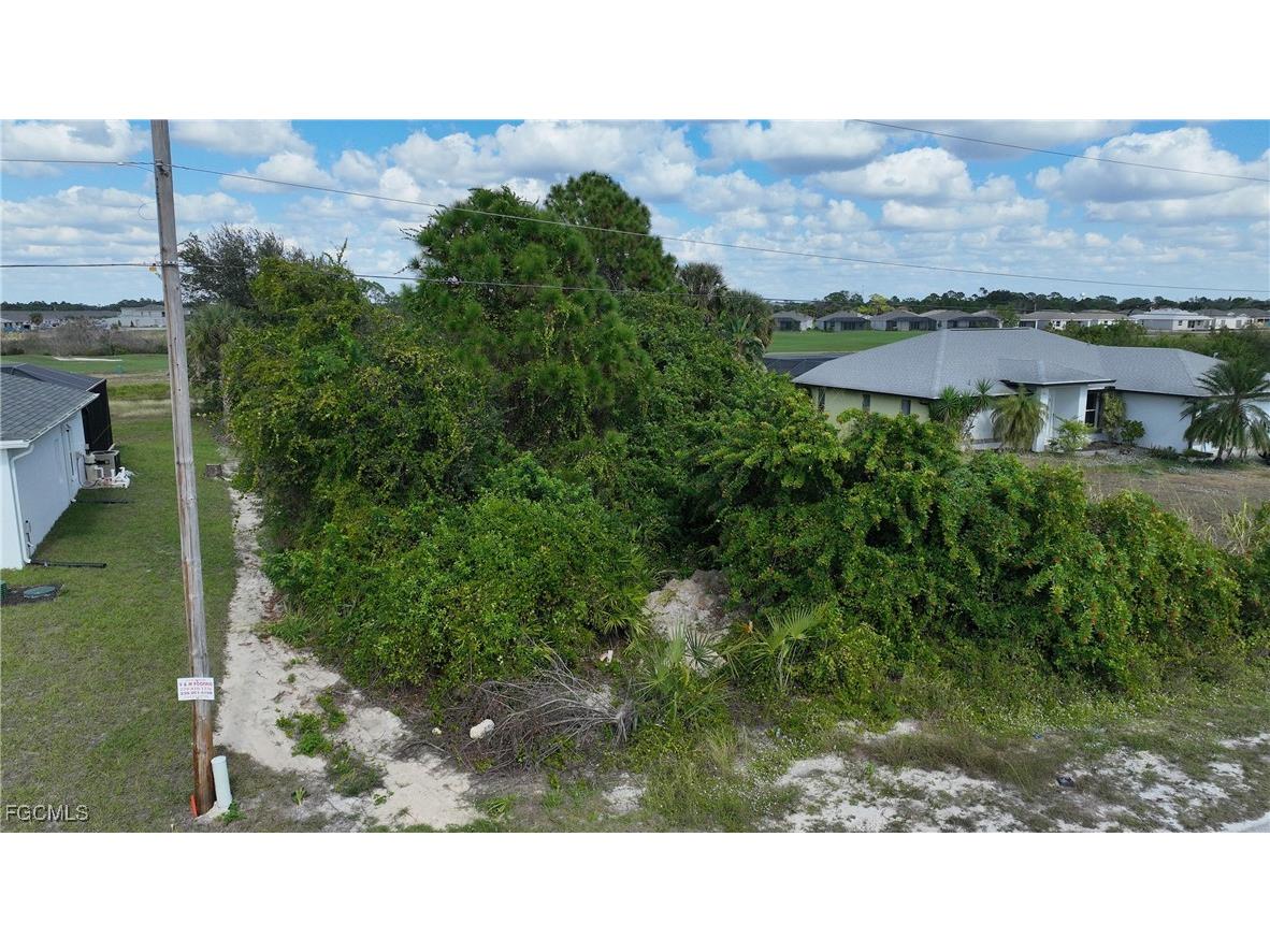 105 Paddock Street Lehigh Acres FL 33974 2025022090 image12