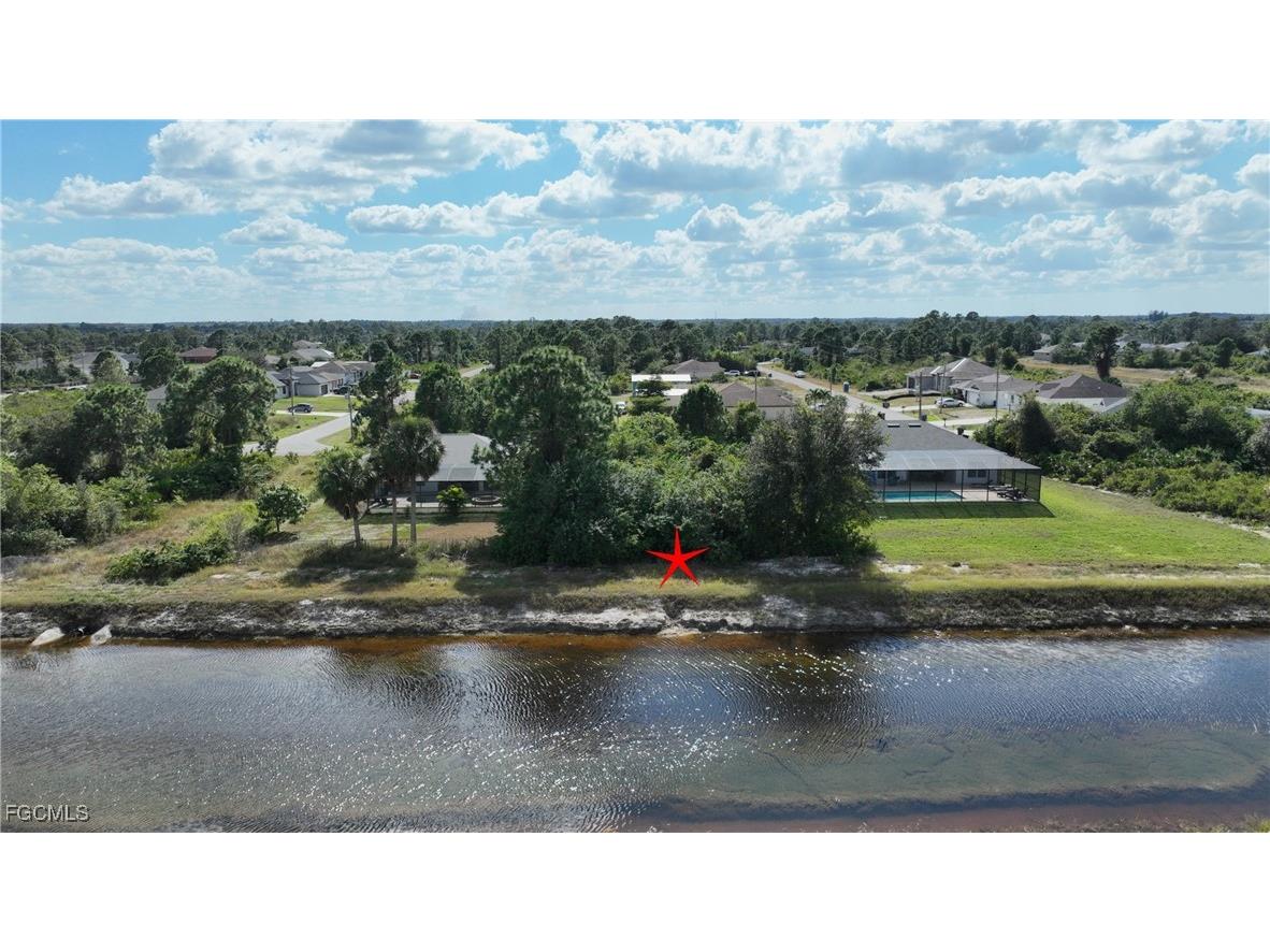 105 Paddock Street Lehigh Acres FL 33974 2025022090 image2