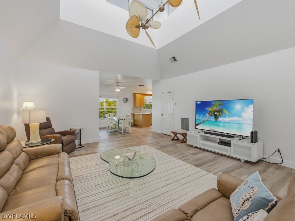 105 Pago Pago Drive W Naples FL 34113 226006121 image5
