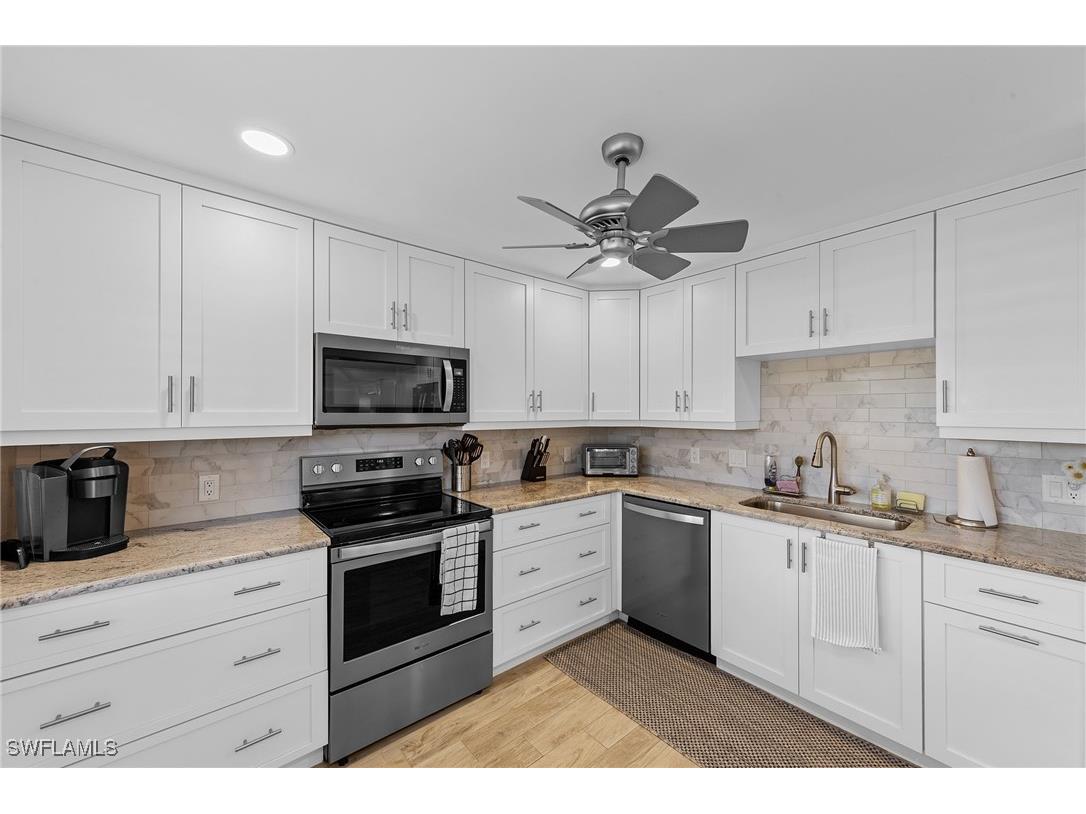 105 Penny Lane #5 Naples FL 34112 225085163 image11