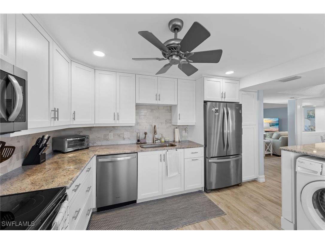 105 Penny Lane #5 Naples FL 34112 225085163 image13