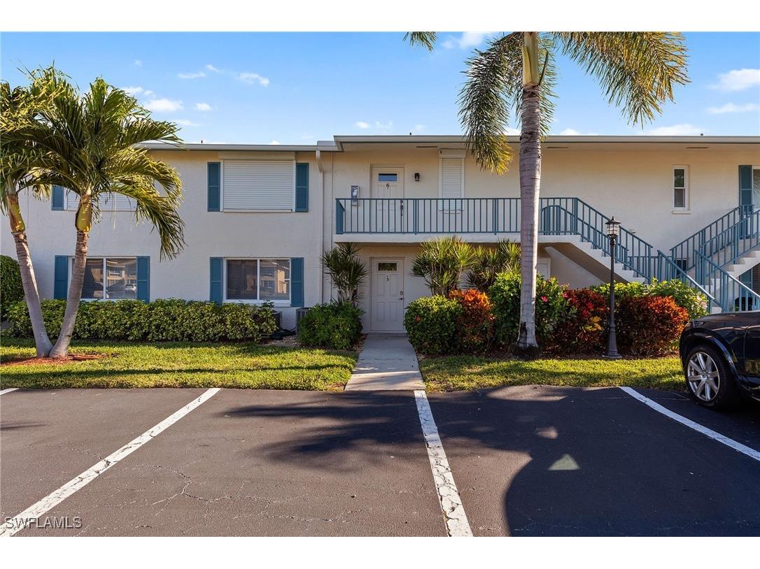 105 Penny Lane #5 Naples FL 34112 225085163 image2