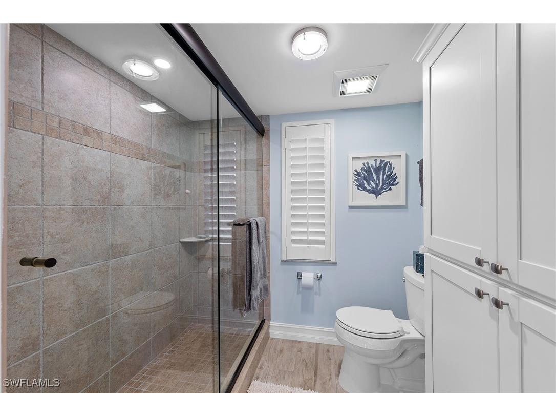 105 Penny Lane #5 Naples FL 34112 225085163 image24