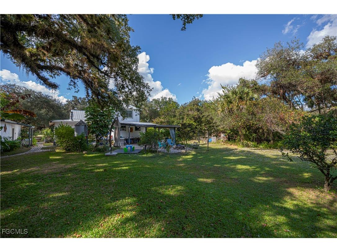 105 S Oak Street Labelle FL 33935 2025022401 image11