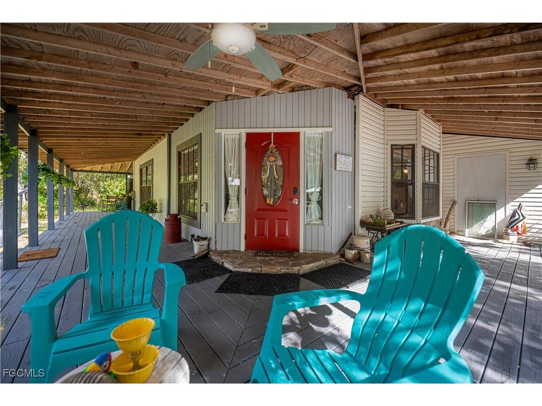 105 S Oak Street Labelle FL 33935 2025022401 image14