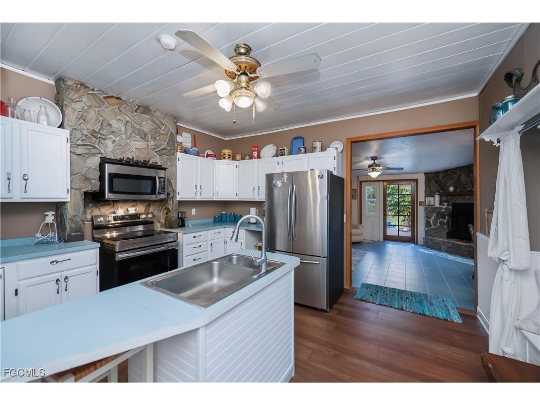 105 S Oak Street Labelle FL 33935 2025022401 image19