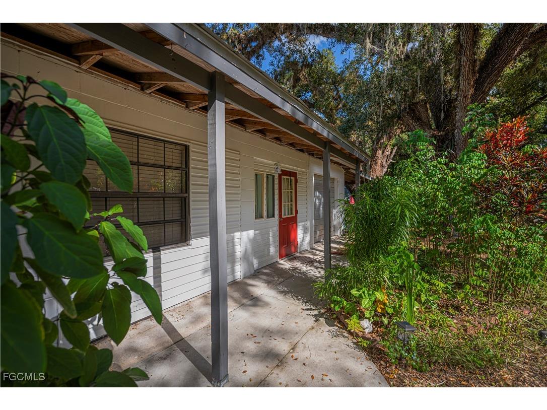 105 S Oak Street Labelle FL 33935 2025022401 image37