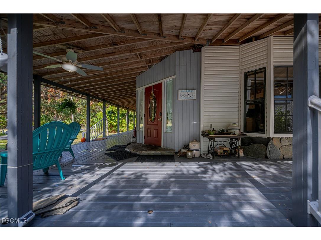 105 S Oak Street Labelle FL 33935 2025022401 image4