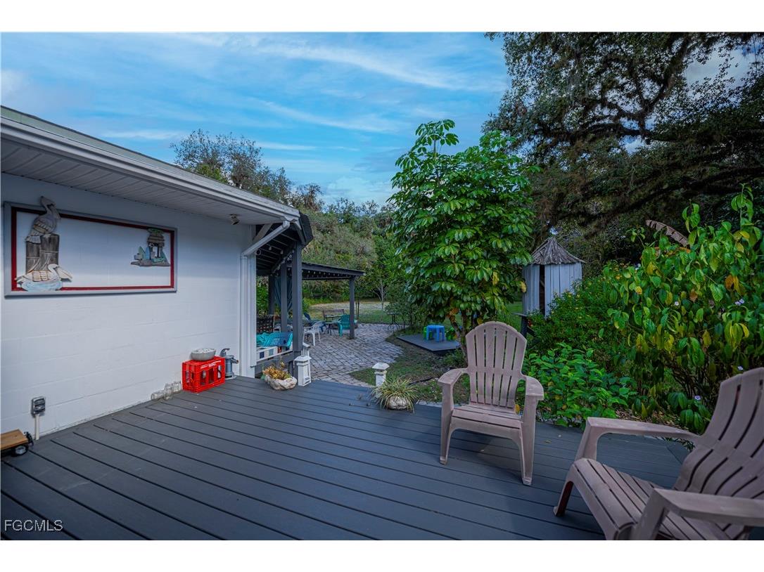 105 S Oak Street Labelle FL 33935 2025022401 image7