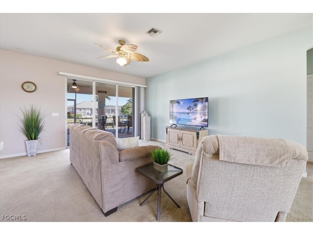 105 SE 40th Terrace Cape Coral FL 33904 2026010522 image10