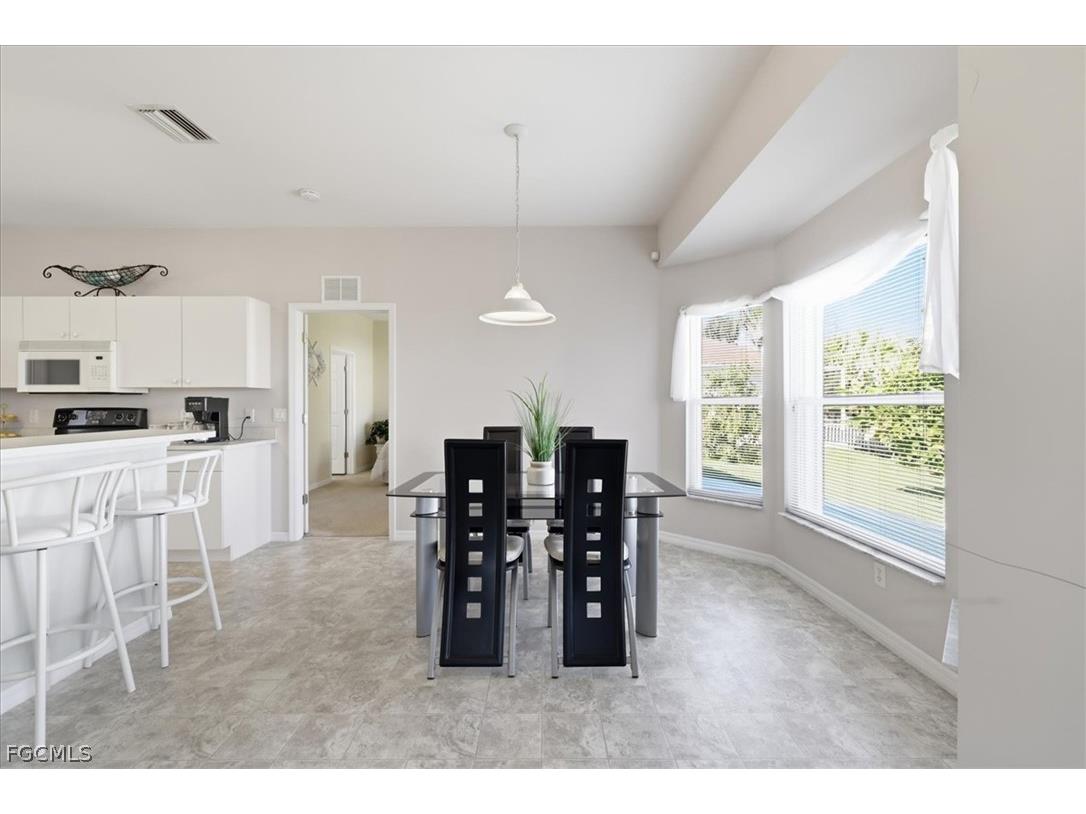 105 SE 40th Terrace Cape Coral FL 33904 2026010522 image13