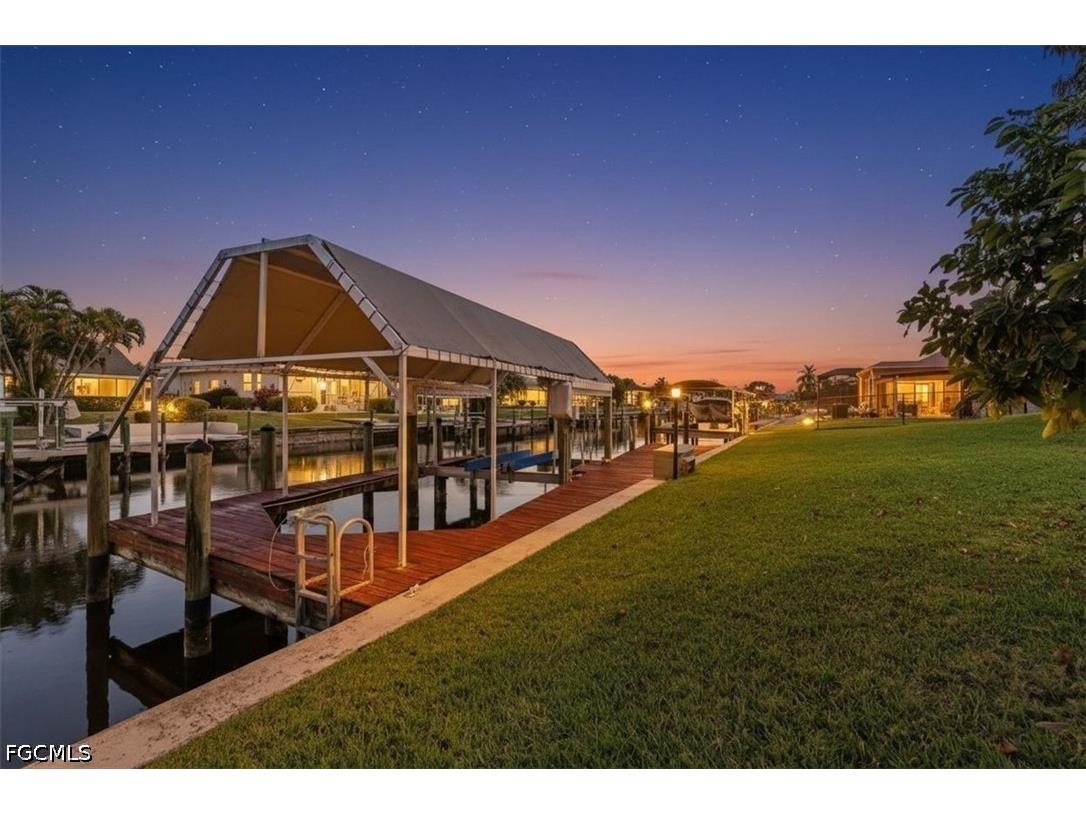 105 SE 40th Terrace Cape Coral FL 33904 2026010522 image3