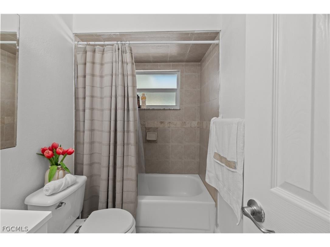 105 SE 44th Terrace Cape Coral FL 33904 2026008168 image16