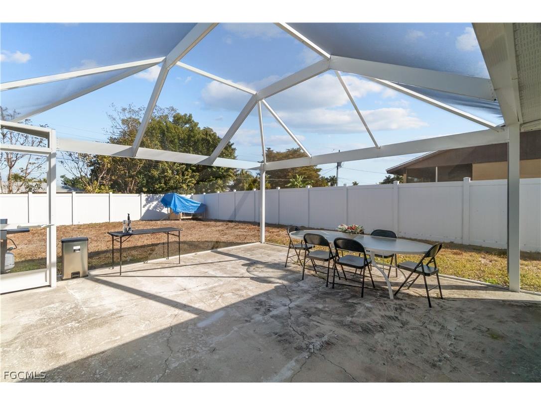 105 SE 44th Terrace Cape Coral FL 33904 2026008168 image17