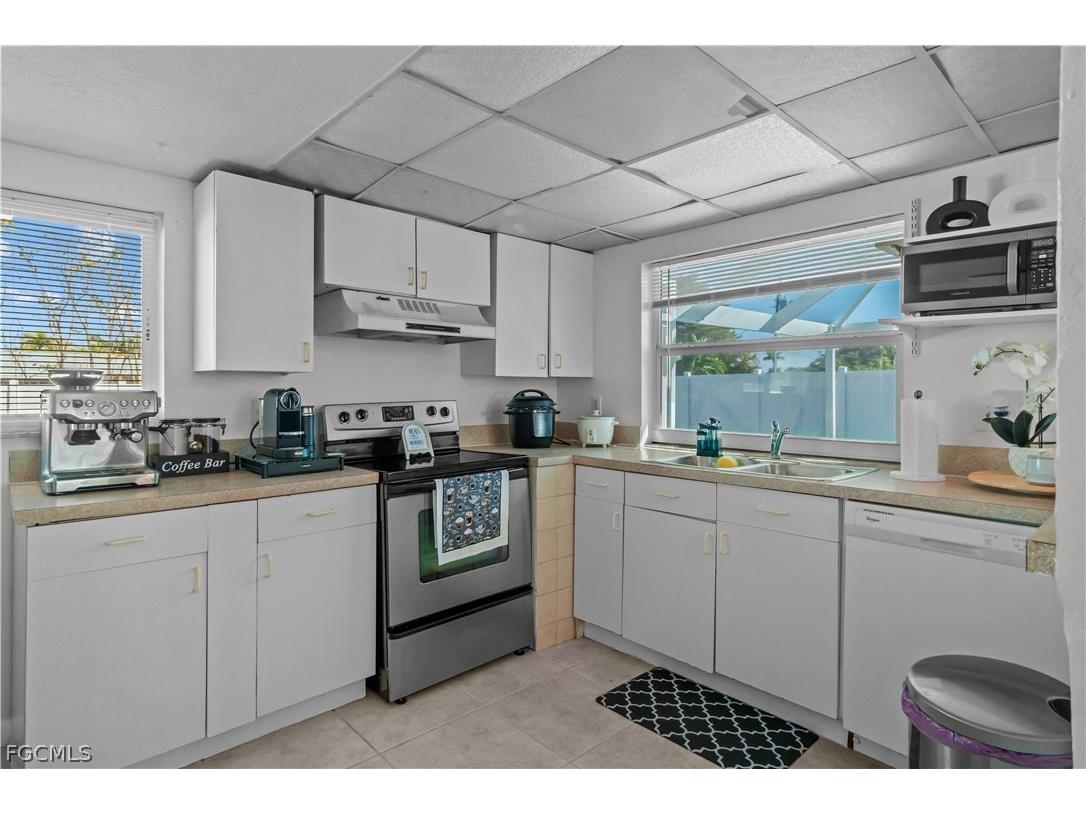 105 SE 44th Terrace Cape Coral FL 33904 2026008168 image8