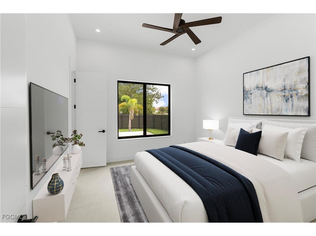 105 SW 33rd Place Cape Coral FL 33991 2025011623 image12