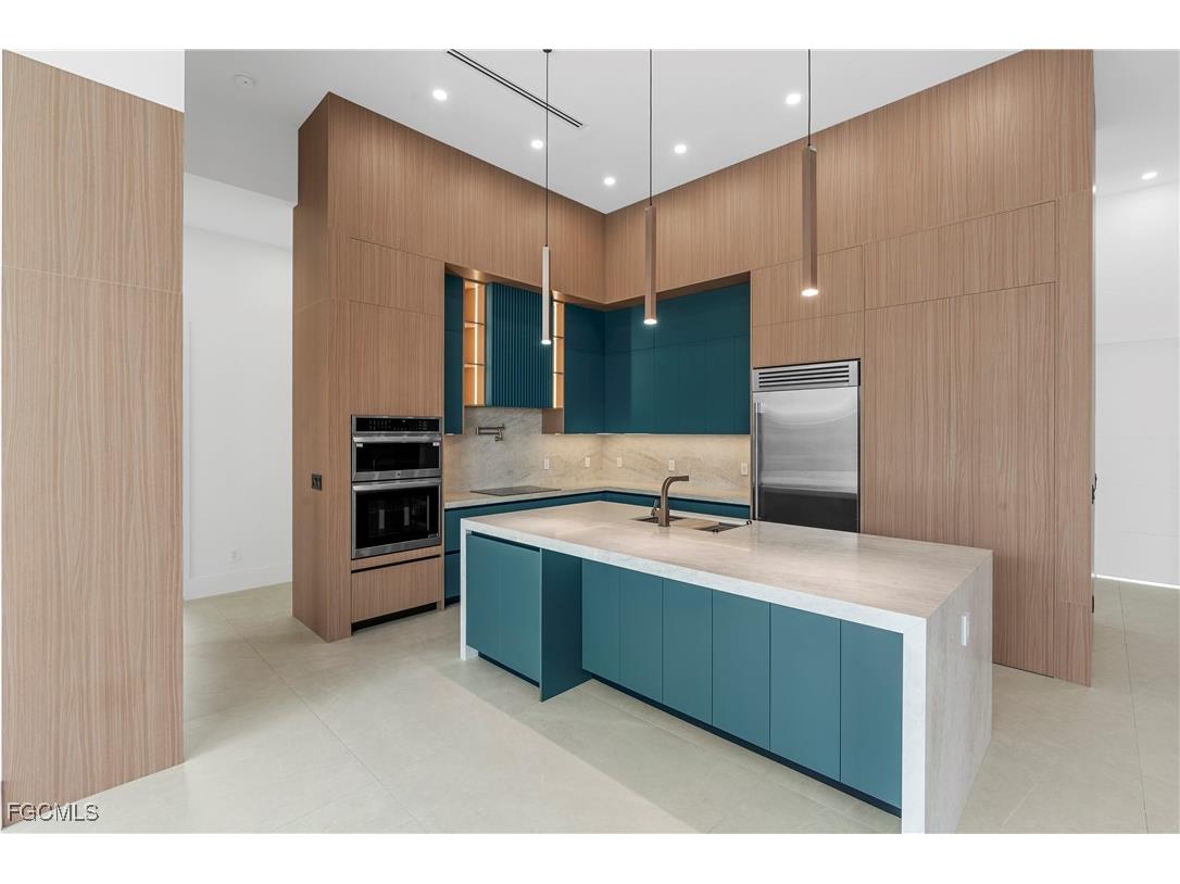 105 SW 33rd Place Cape Coral FL 33991 2025011623 image18