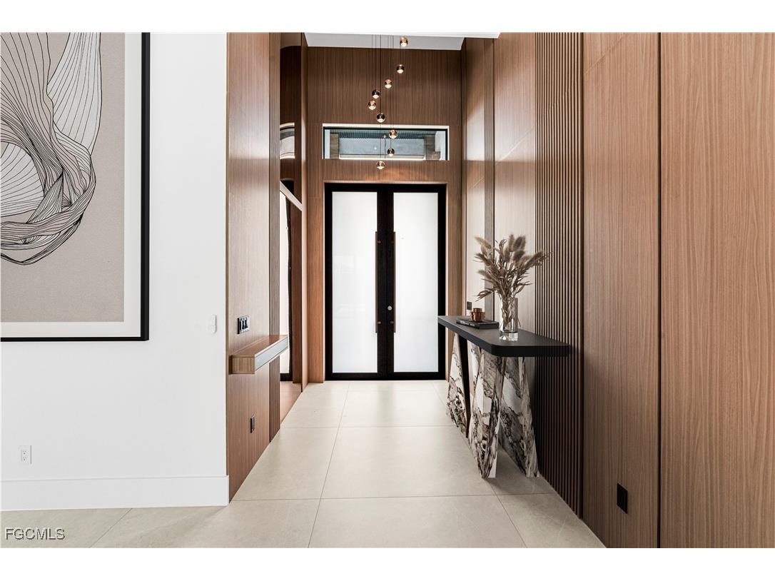 105 SW 33rd Place Cape Coral FL 33991 2025011623 image6