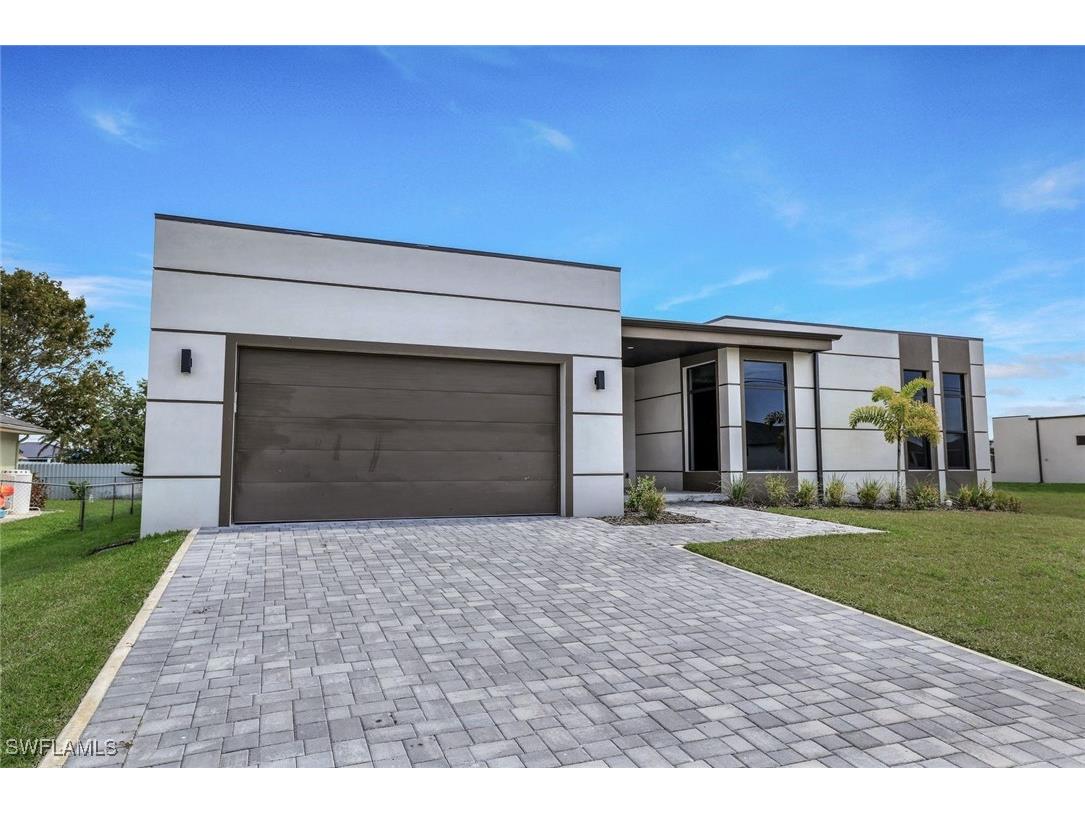 105 SW 37th Place Cape Coral FL 33991 225035961 image1