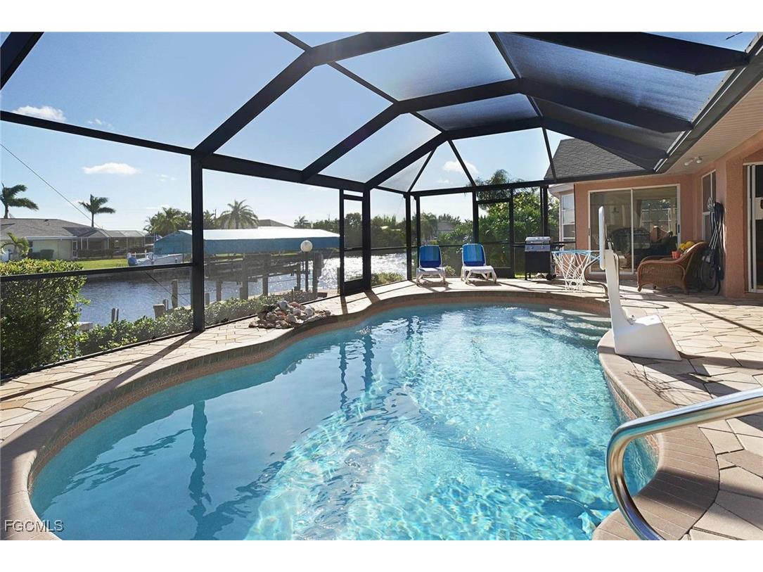 105 SW 39th Place Cape Coral FL 33991 2025009818 image1