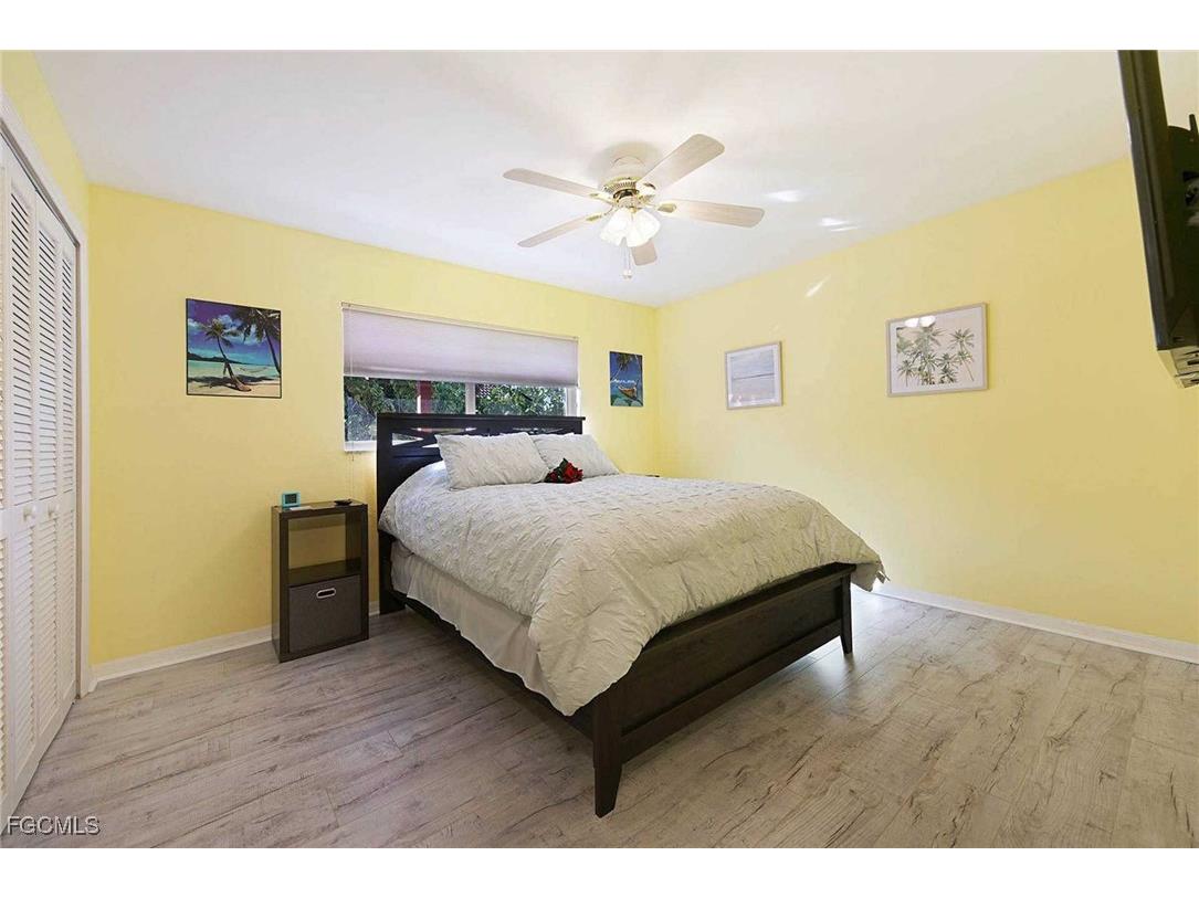 105 SW 39th Place Cape Coral FL 33991 2025009818 image14