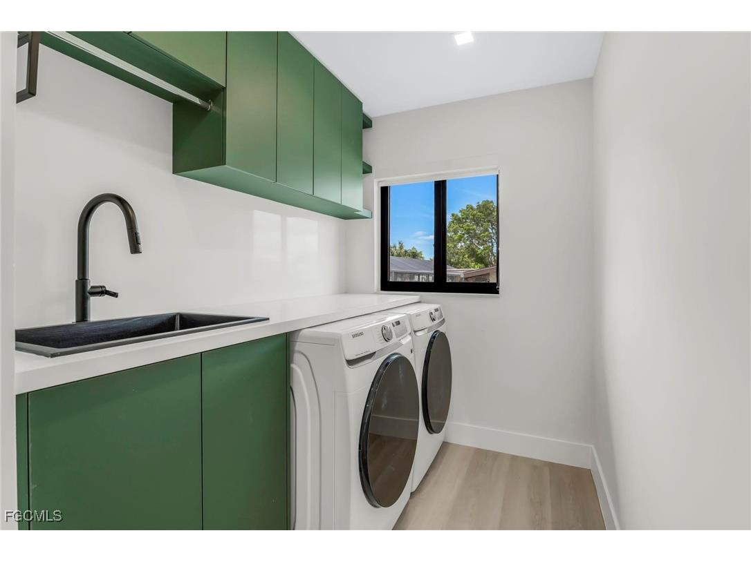 105 Sinclair Street SE Port Charlotte FL 33952 2025012090 image31