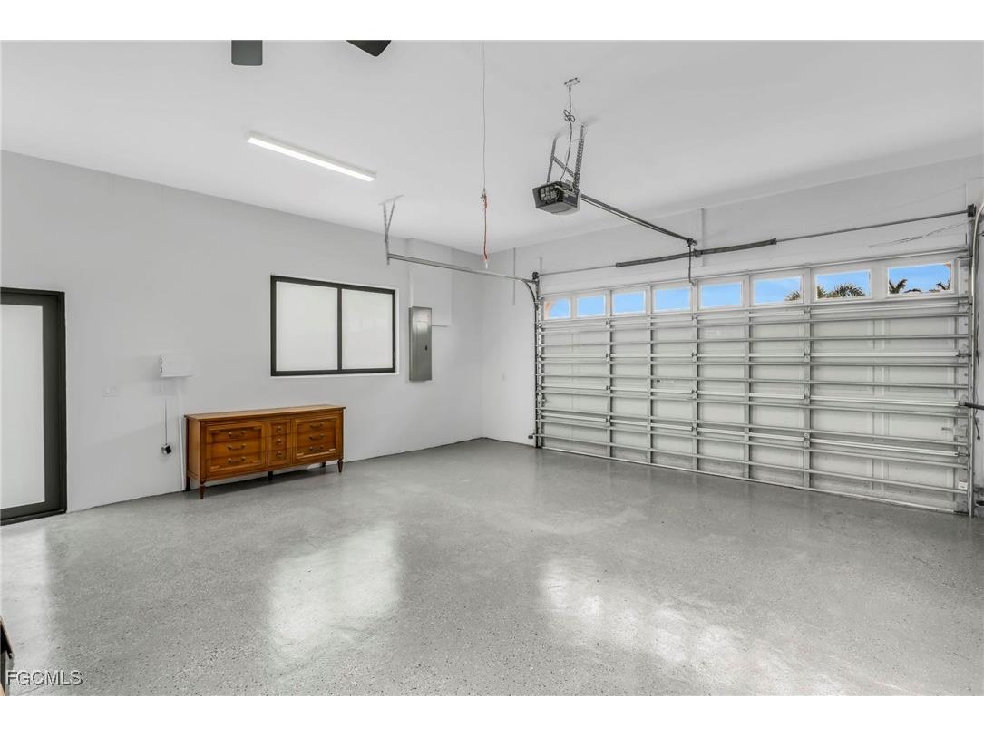 105 Sinclair Street SE Port Charlotte FL 33952 2025012090 image33