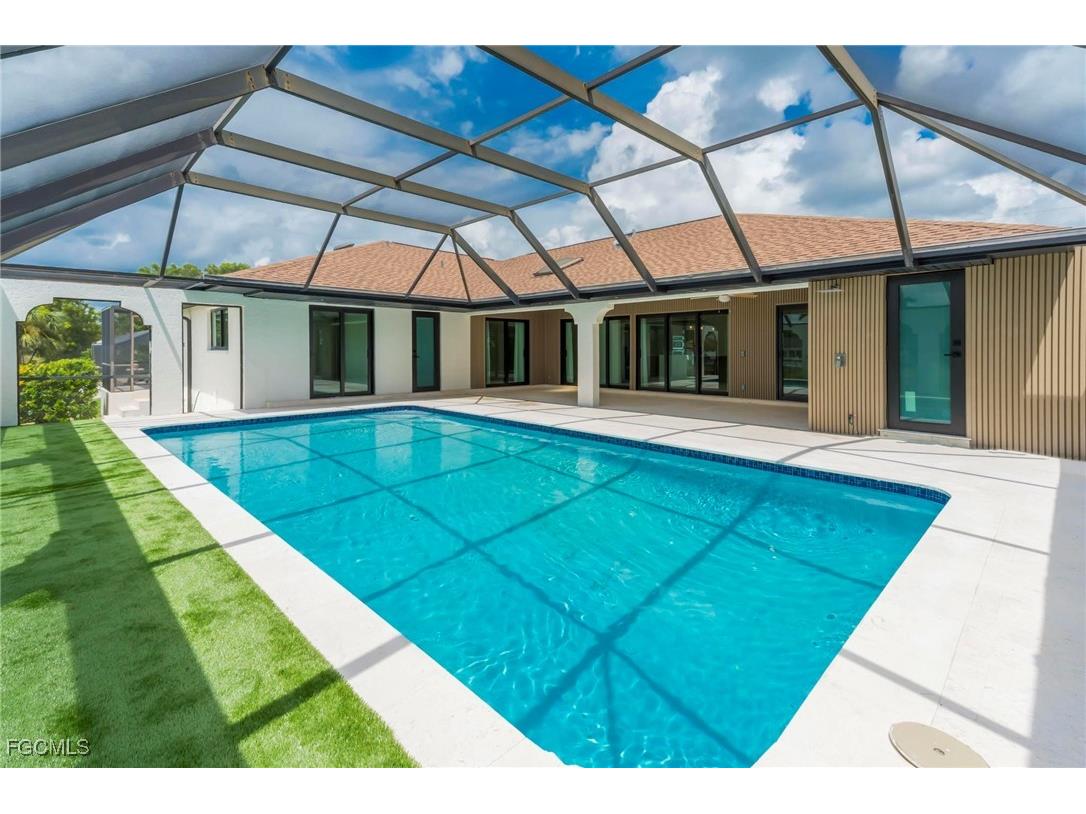 105 Sinclair Street SE Port Charlotte FL 33952 2025012090 image37