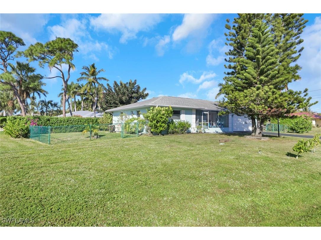 105 Valley Drive Bonita Springs FL 34134 225084943 image25