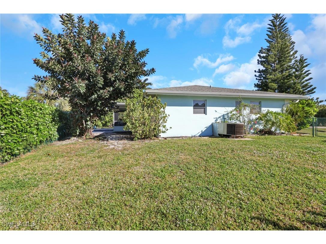 105 Valley Drive Bonita Springs FL 34134 225084943 image26