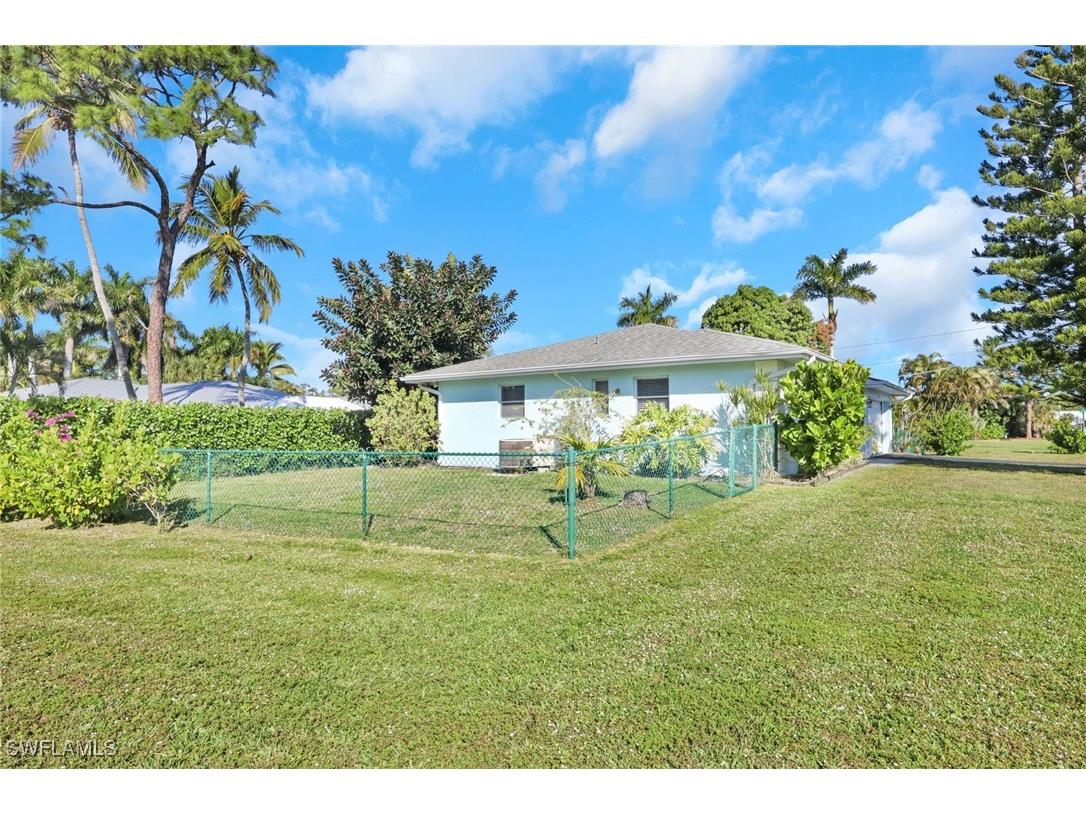 105 Valley Drive Bonita Springs FL 34134 225084943 image27