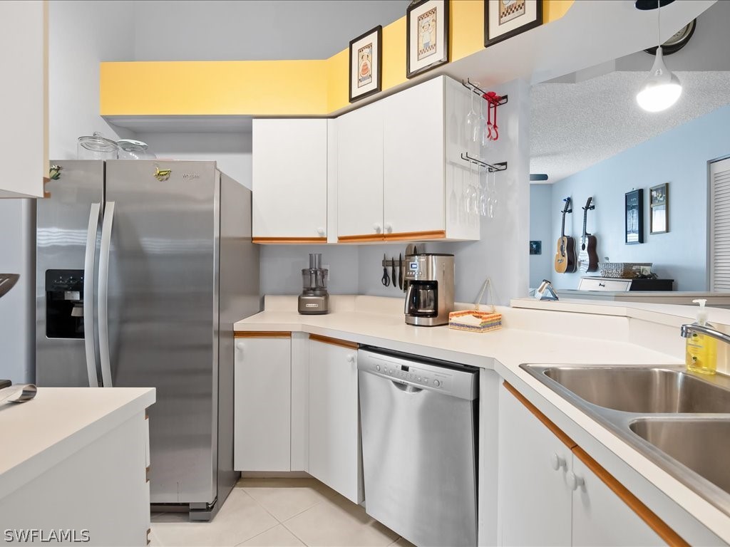 105 Wading Bird Circle #U201 Naples FL 34110 226012184 image5