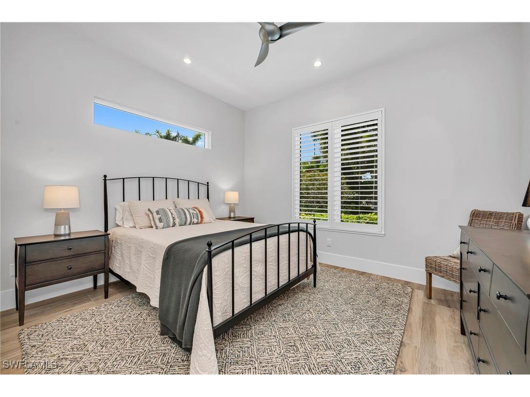 1050 11th Street N Naples FL 34102 225019576 image15