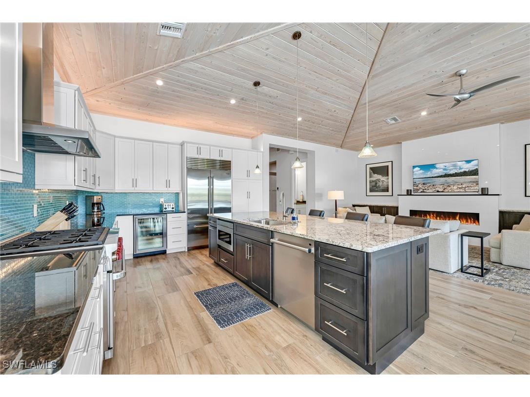 1050 11th Street N Naples FL 34102 225019576 image7