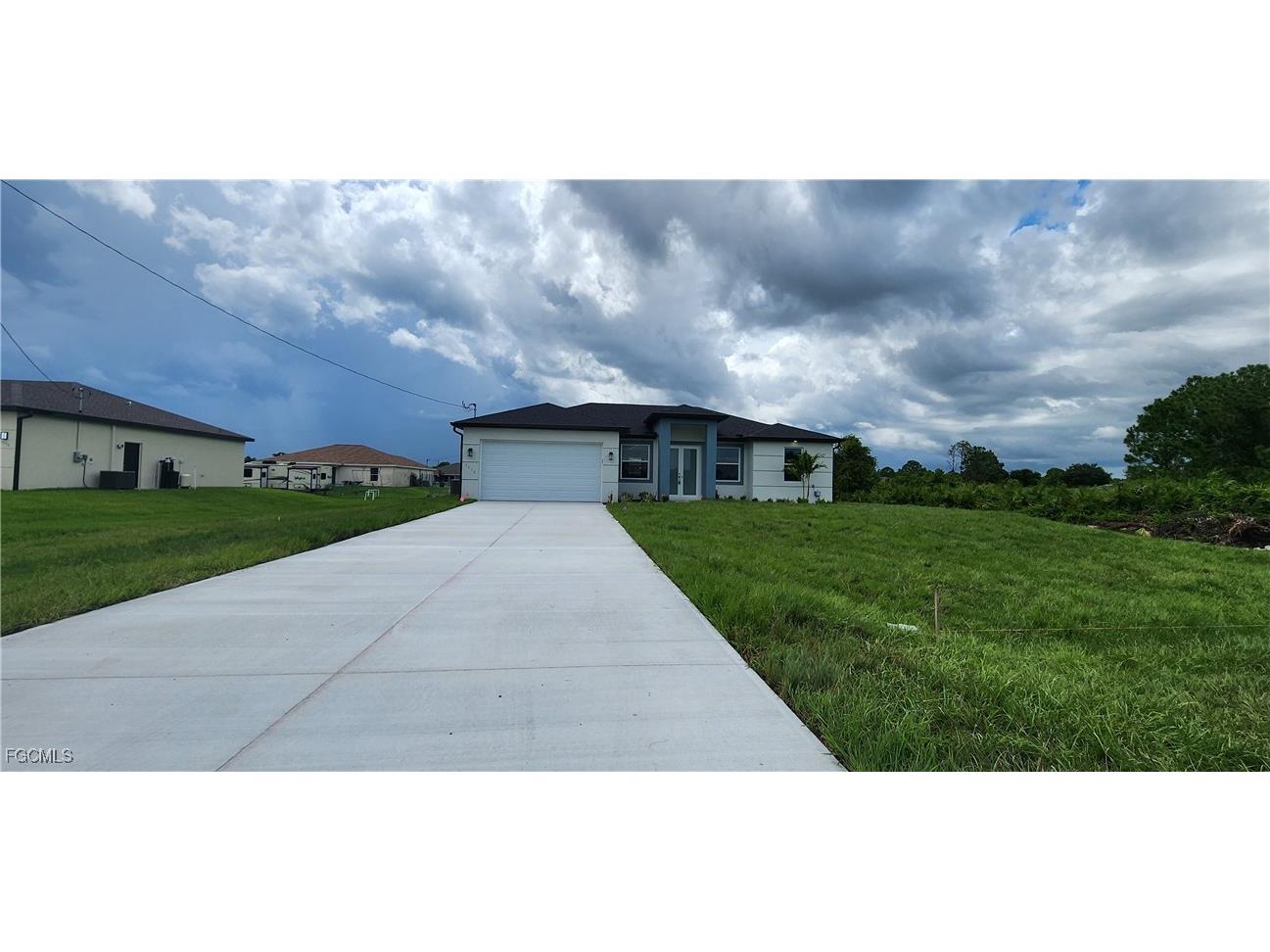 1050 Eisenhower Boulevard Lehigh Acres FL 33974 2025002986 image2