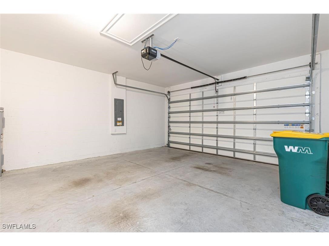 1050 Enbrook Loop Naples FL 34114 225045256 image21