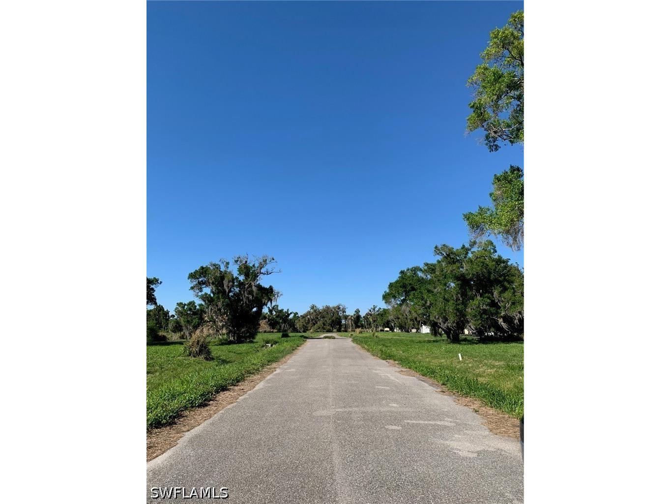 1050 Shady Oaks Avenue Labelle FL 33935 226021724 image16
