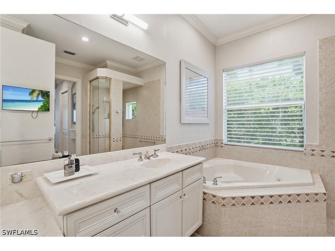 10500 Via Balestri Drive Miromar Lakes FL 33913 226015206 image24