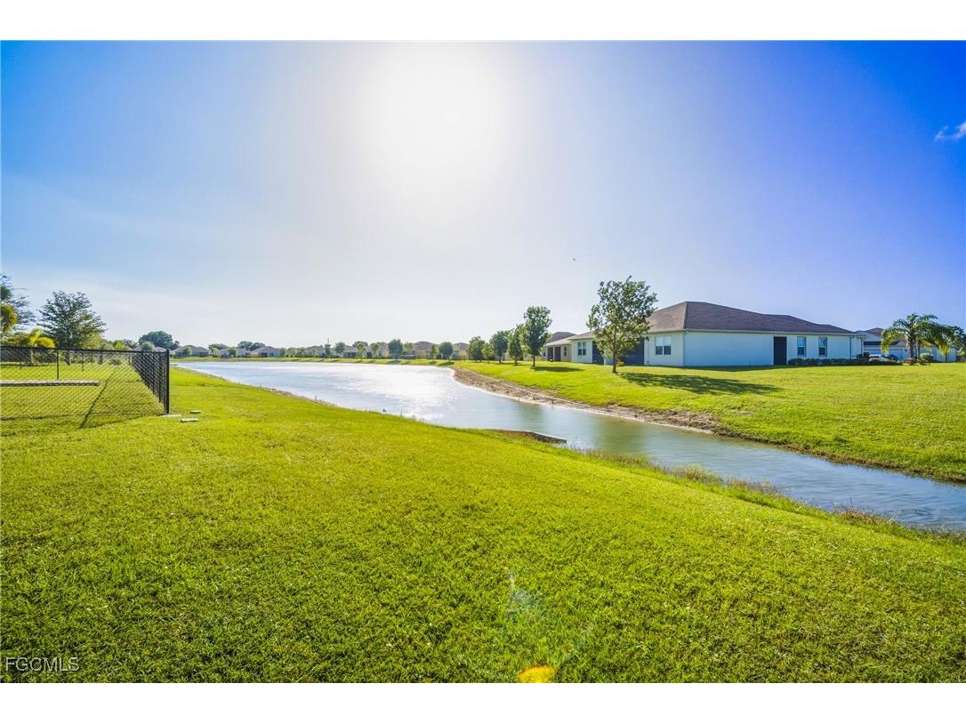 10501 Crossback Lane Lehigh Acres FL 33936 2025016271 image2