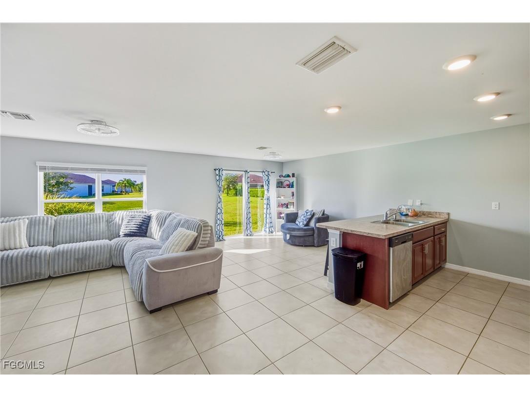 10501 Crossback Lane Lehigh Acres FL 33936 2025016271 image5