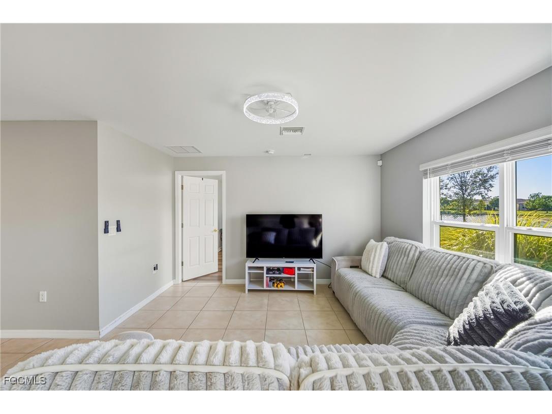 10501 Crossback Lane Lehigh Acres FL 33936 2025016271 image7