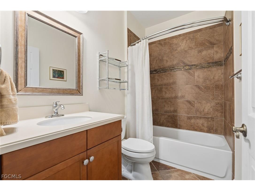 10505 Diamante Way Fort Myers FL 33913 2026013792 image18